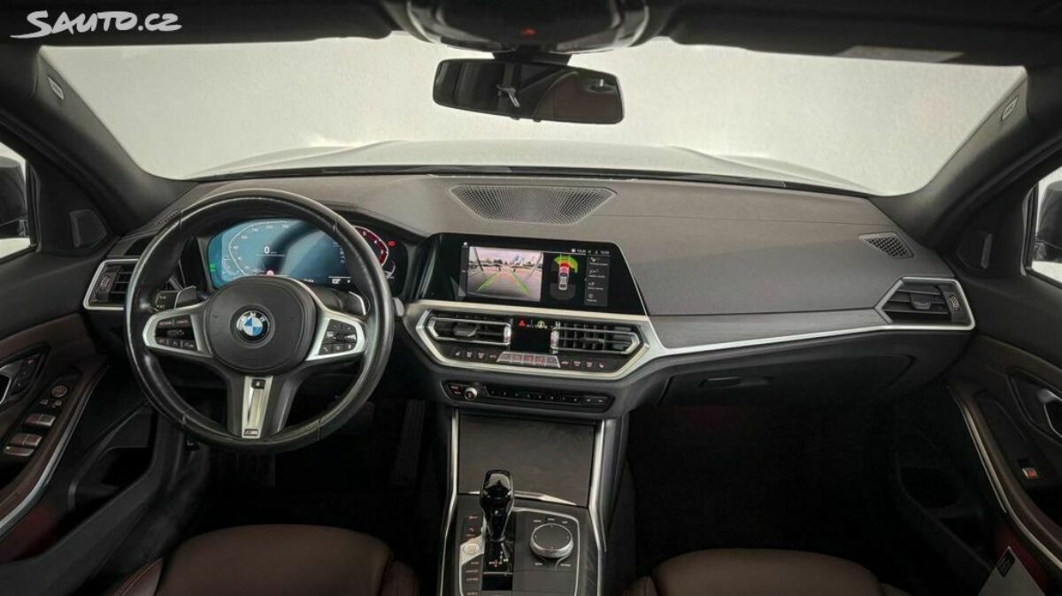 Fotografie vozu - klik pro zvětšení