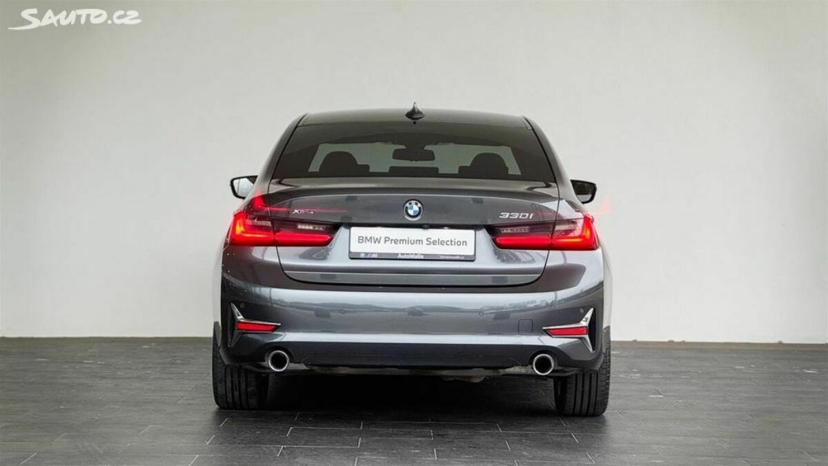 Fotografie vozu - klik pro zvětšení