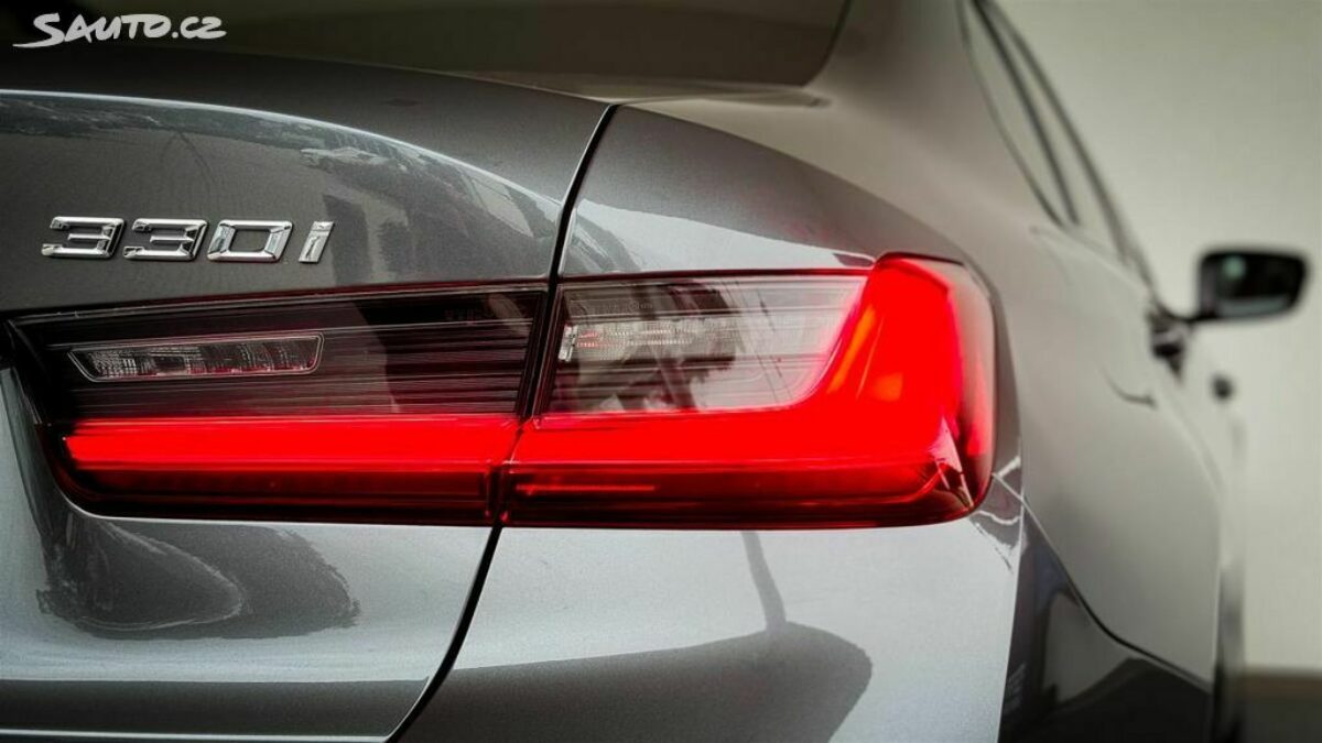 Fotografie vozu - klik pro zvětšení