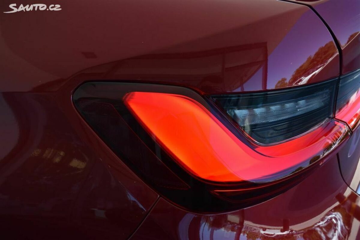 Fotografie vozu - klik pro zvětšení