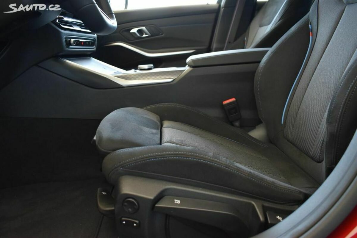 Fotografie vozu - klik pro zvětšení