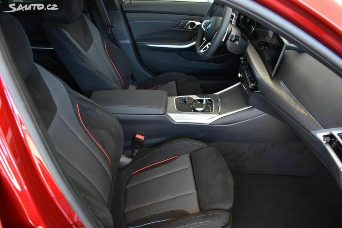 Fotografie vozu - klik pro zvětšení