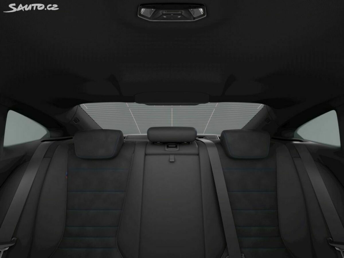 Fotografie vozu - klik pro zvětšení