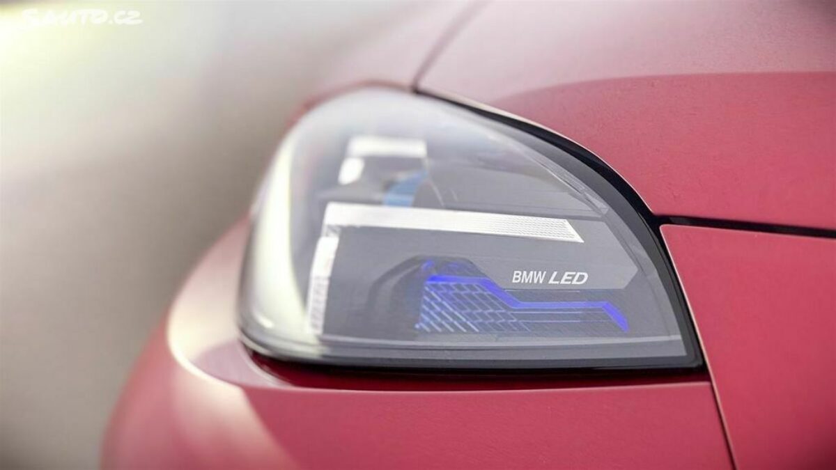 Fotografie vozu - klik pro zvětšení