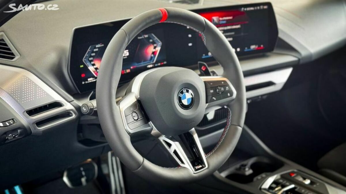 Fotografie vozu - klik pro zvětšení