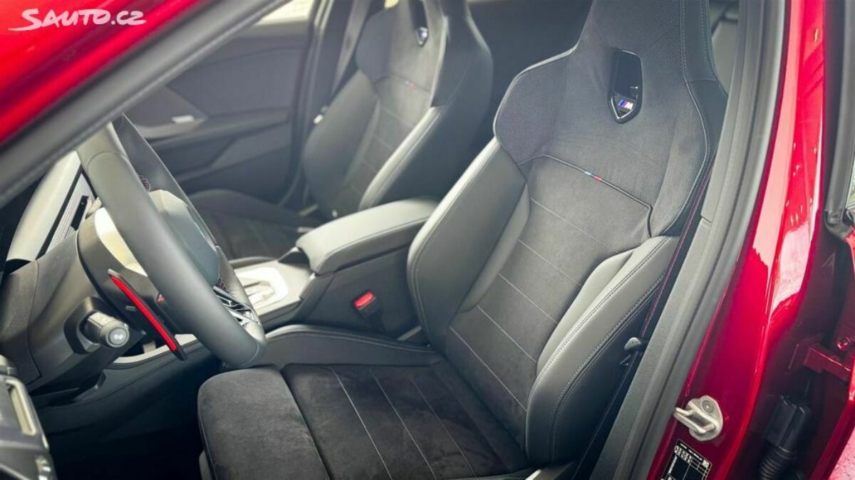 Fotografie vozu - klik pro zvětšení