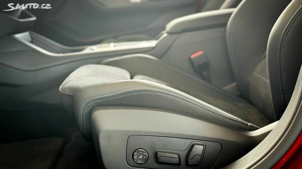 Fotografie vozu - klik pro zvětšení