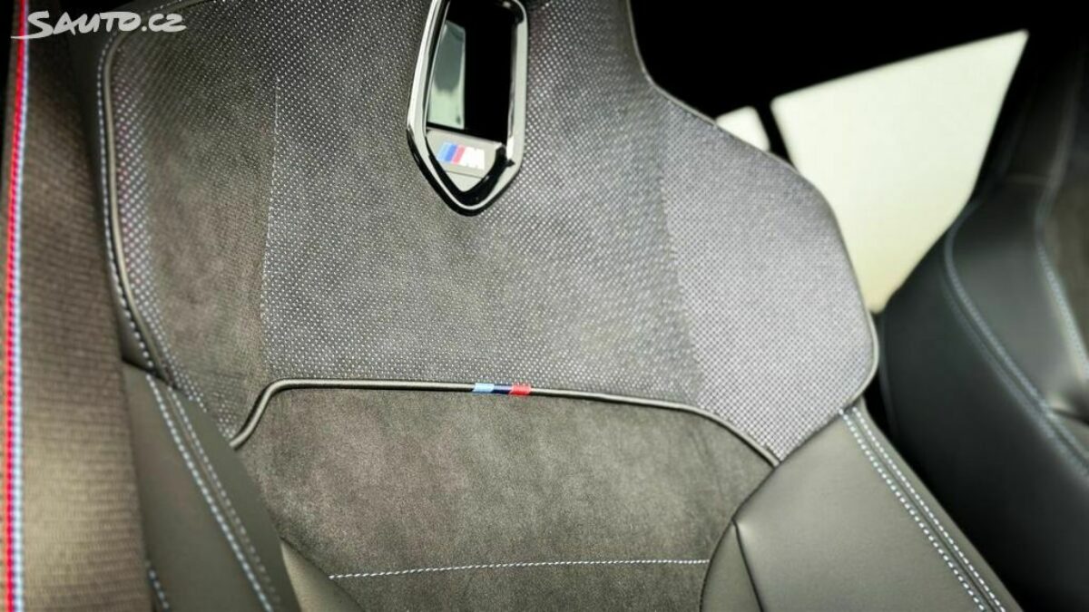 Fotografie vozu - klik pro zvětšení