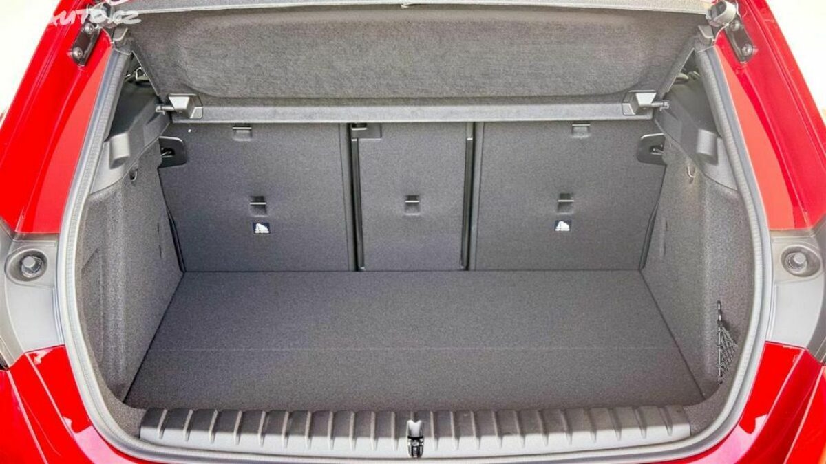 Fotografie vozu - klik pro zvětšení