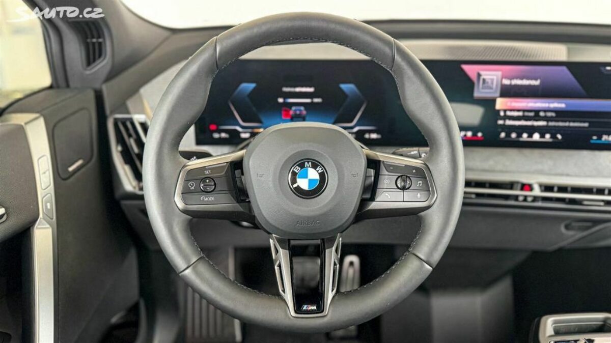 Fotografie vozu - klik pro zvětšení