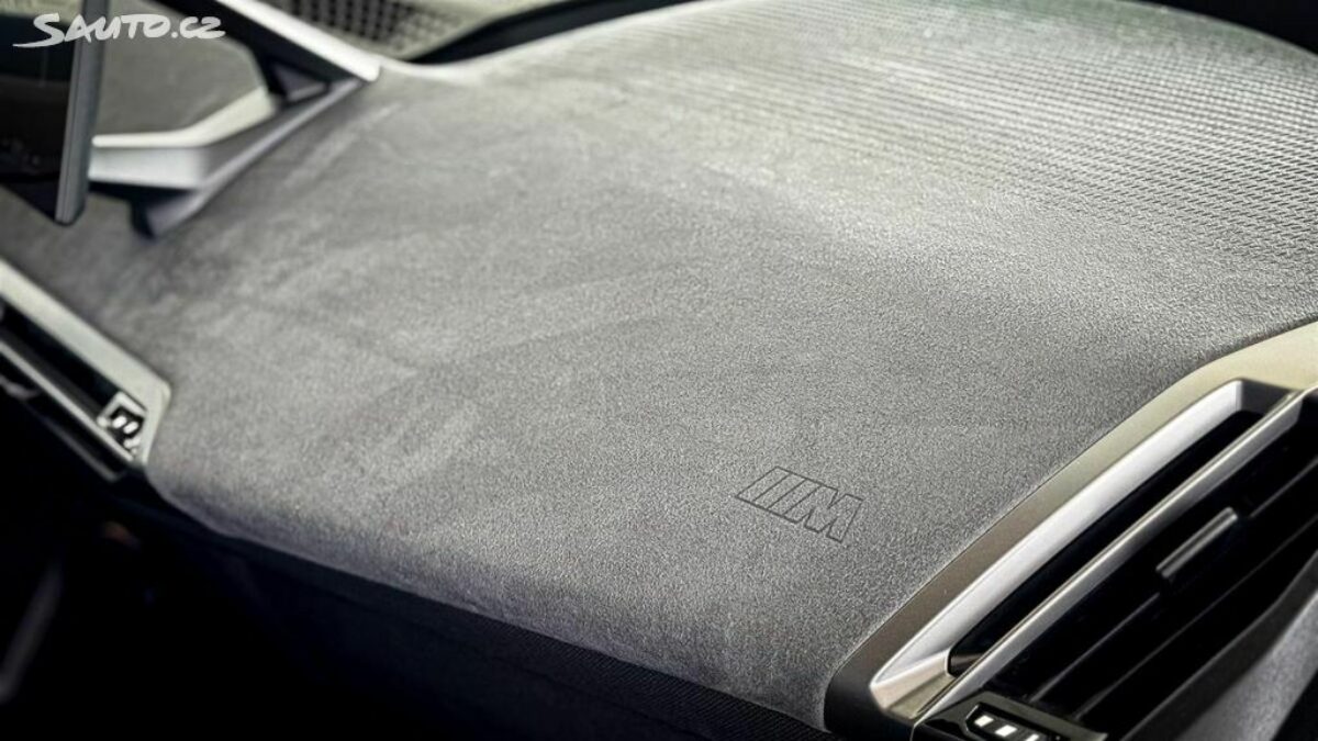 Fotografie vozu - klik pro zvětšení