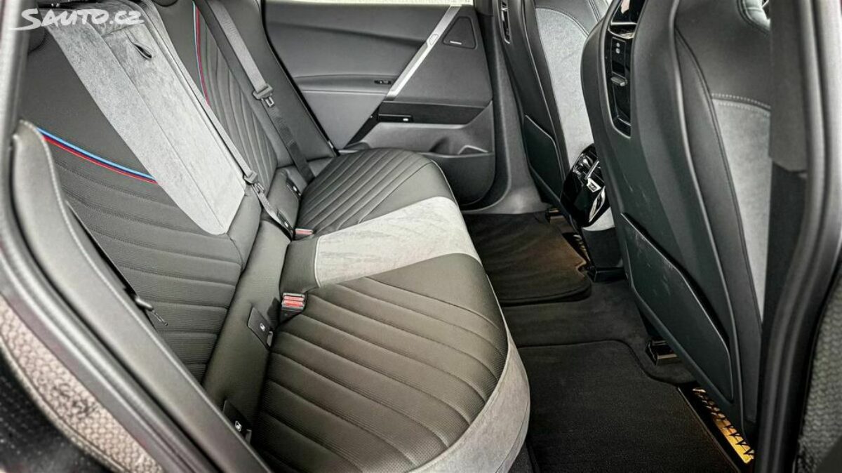 Fotografie vozu - klik pro zvětšení