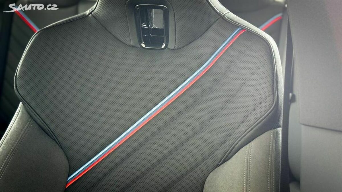 Fotografie vozu - klik pro zvětšení