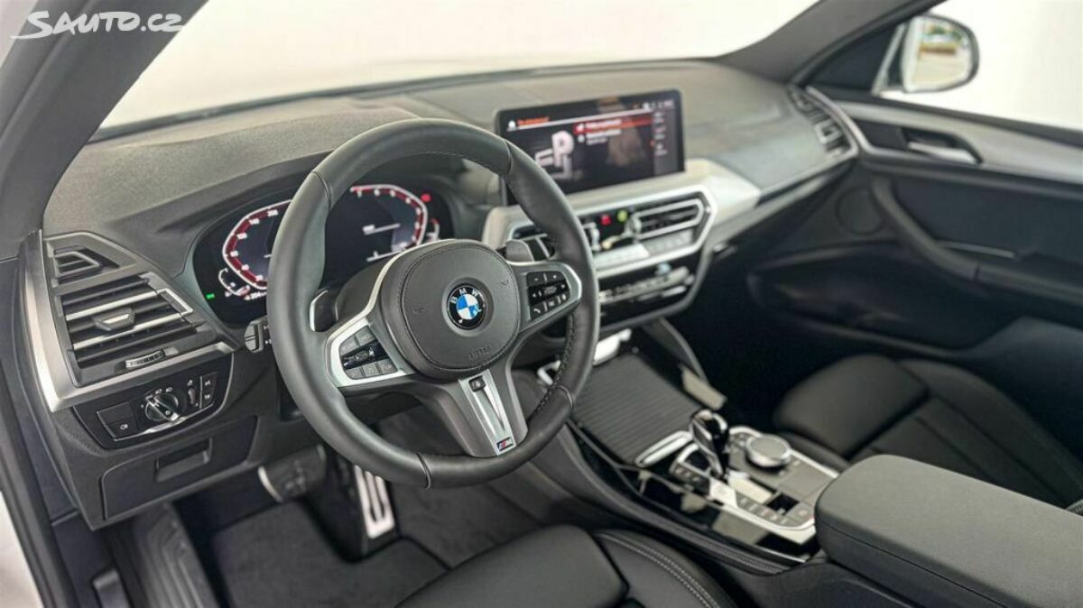 Fotografie vozu - klik pro zvětšení