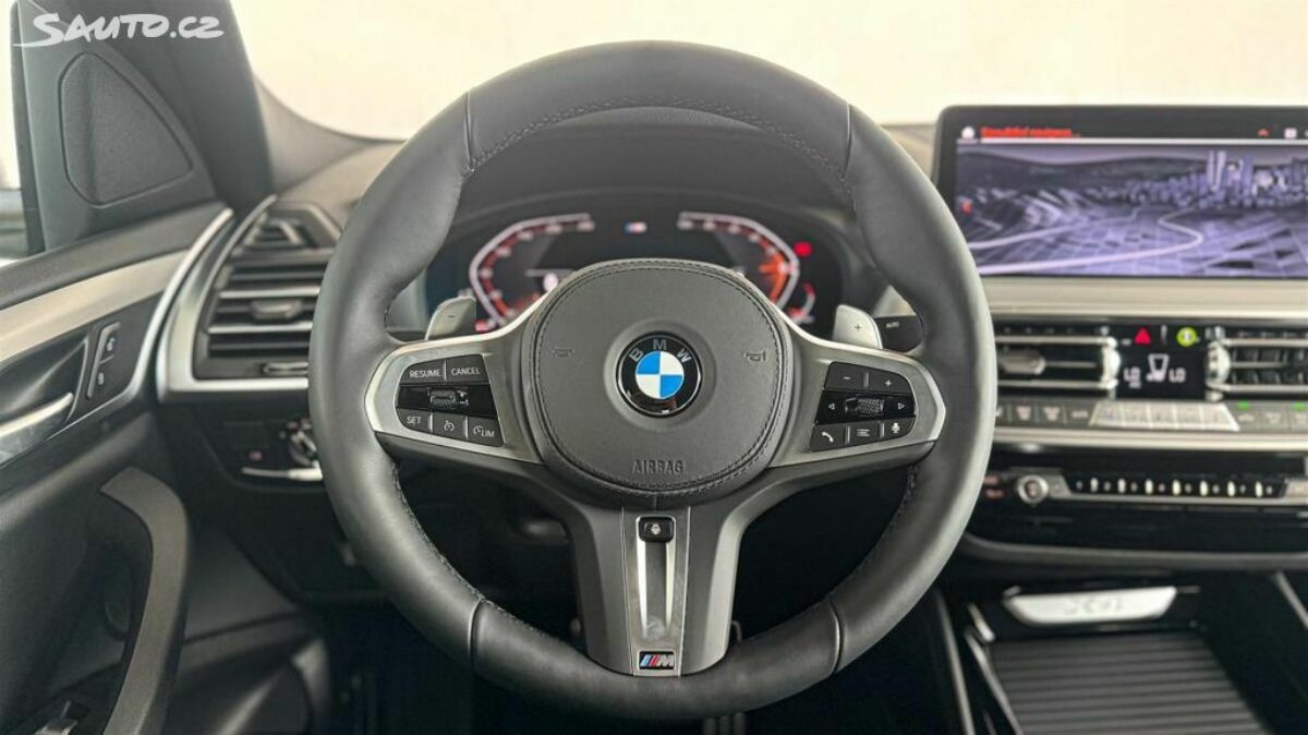 Fotografie vozu - klik pro zvětšení