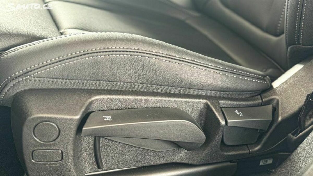 Fotografie vozu - klik pro zvětšení