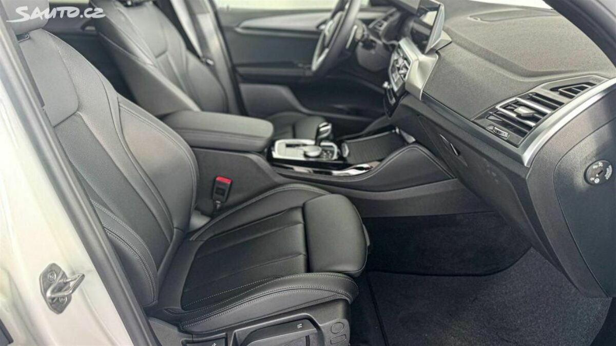 Fotografie vozu - klik pro zvětšení