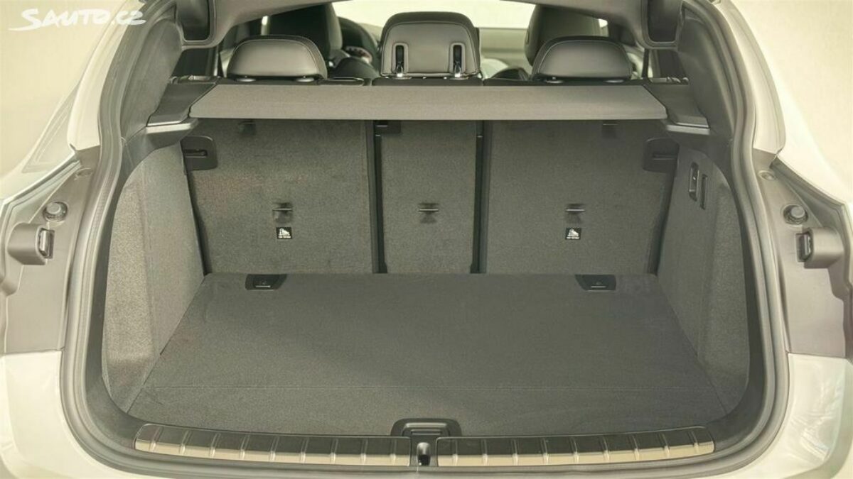 Fotografie vozu - klik pro zvětšení