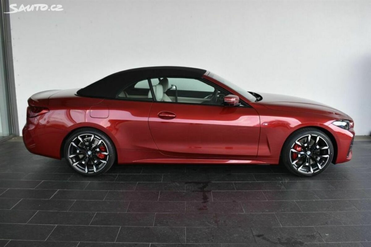 Fotografie vozu - klik pro zvětšení