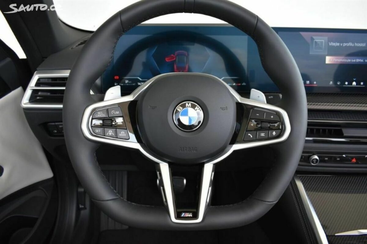 Fotografie vozu - klik pro zvětšení