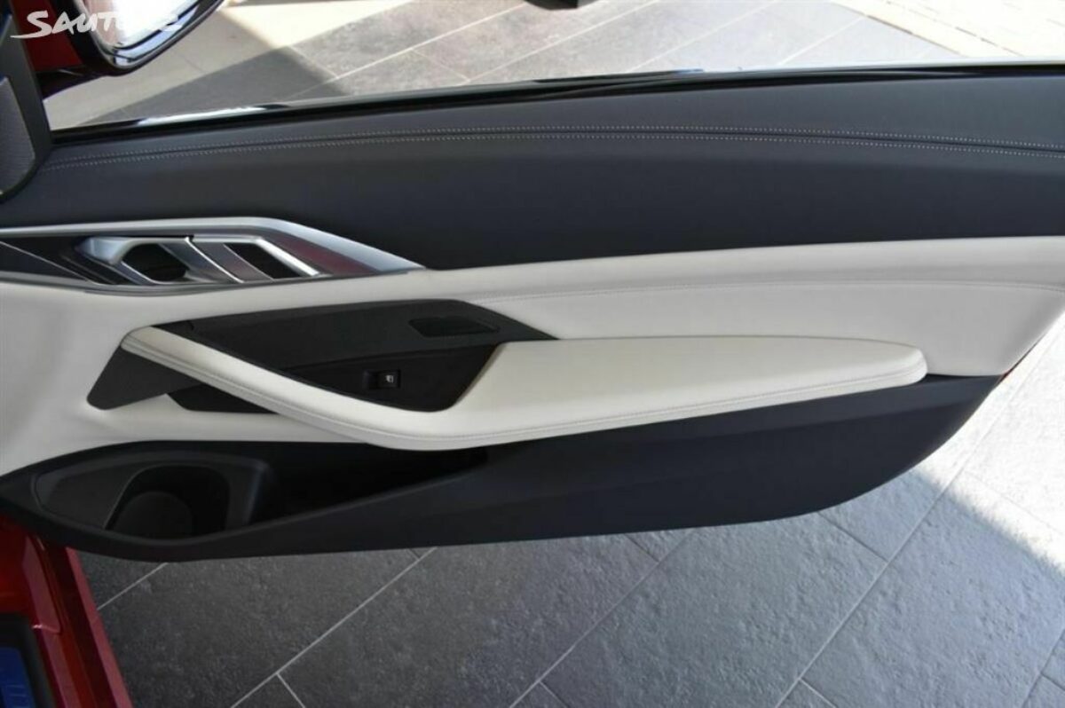 Fotografie vozu - klik pro zvětšení