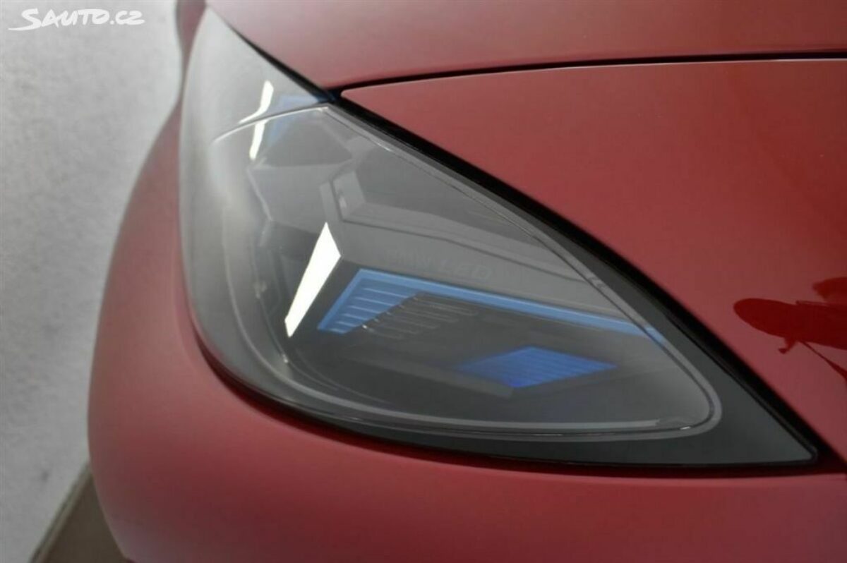 Fotografie vozu - klik pro zvětšení