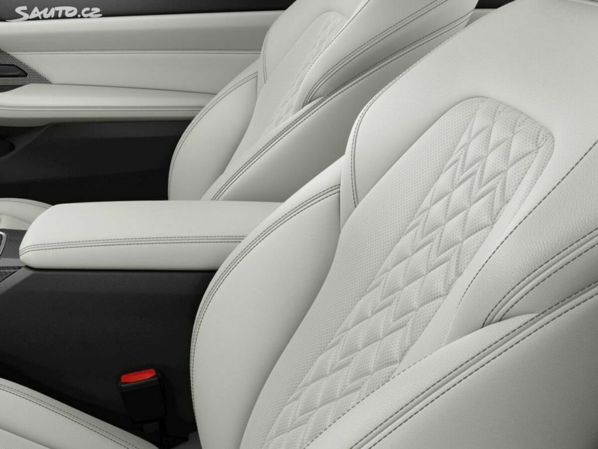 Fotografie vozu - klik pro zvětšení