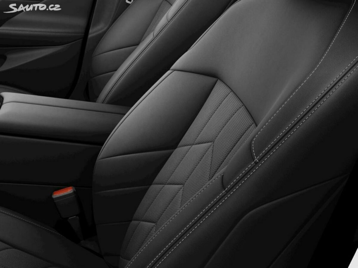 Fotografie vozu - klik pro zvětšení