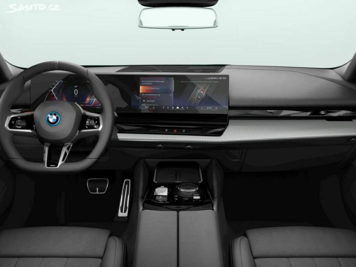 Fotografie vozu - klik pro zvětšení