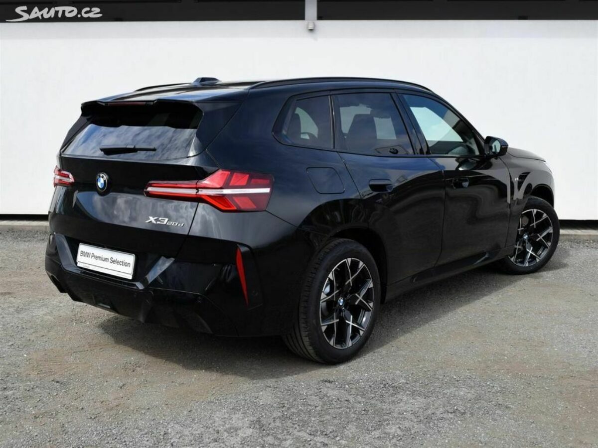 Fotografie vozu - klik pro zvětšení