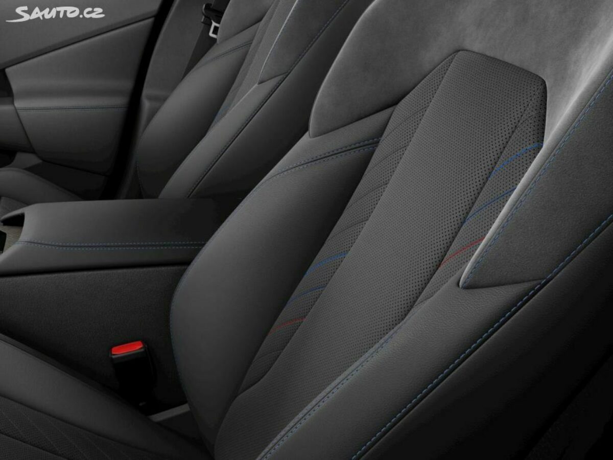 Fotografie vozu - klik pro zvětšení