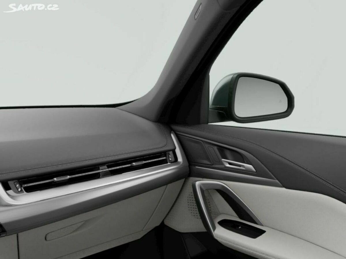 Fotografie vozu - klik pro zvětšení