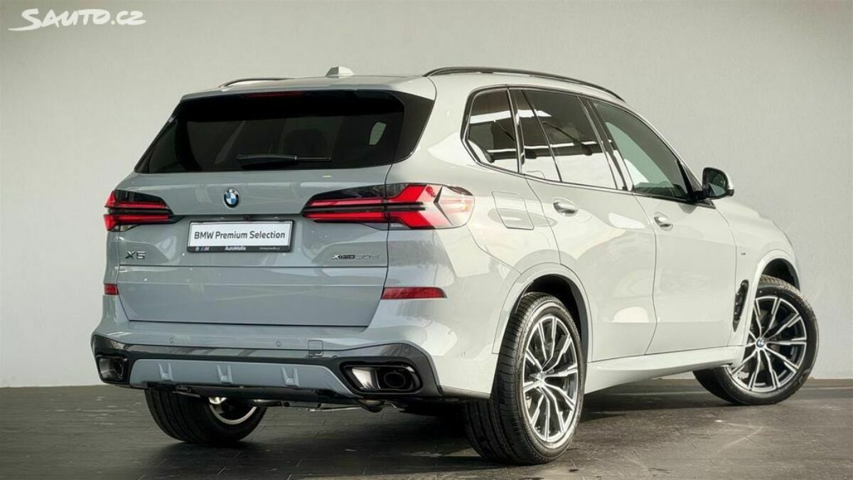 Fotografie vozu - klik pro zvětšení