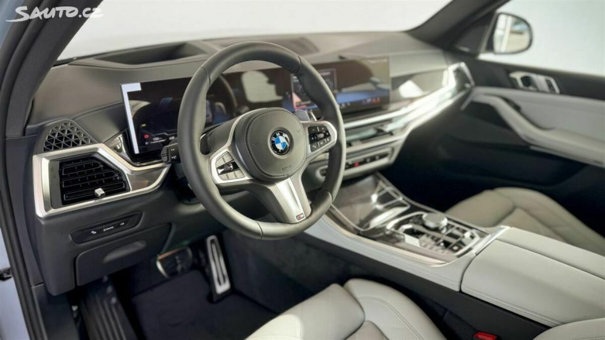 Fotografie vozu - klik pro zvětšení