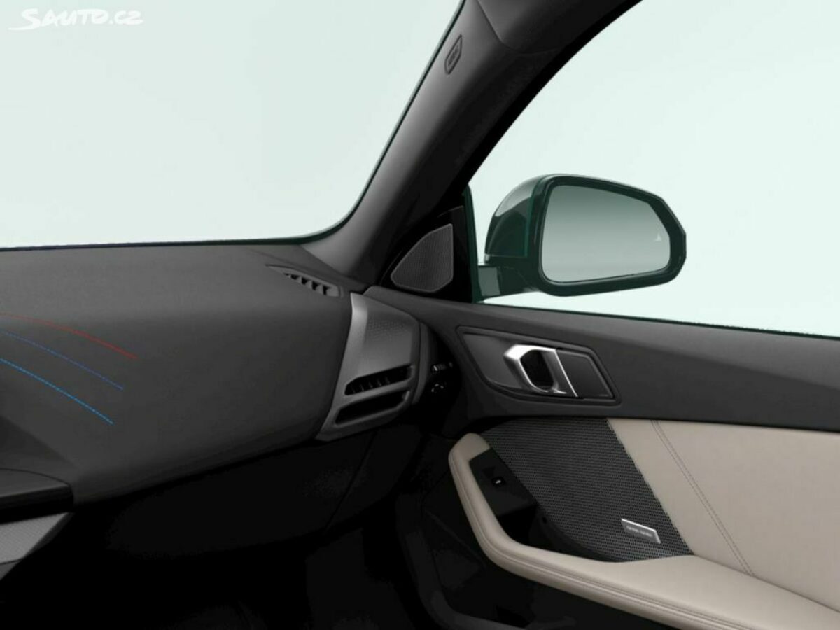 Fotografie vozu - klik pro zvětšení