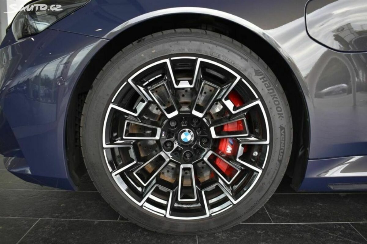 Fotografie vozu - klik pro zvětšení