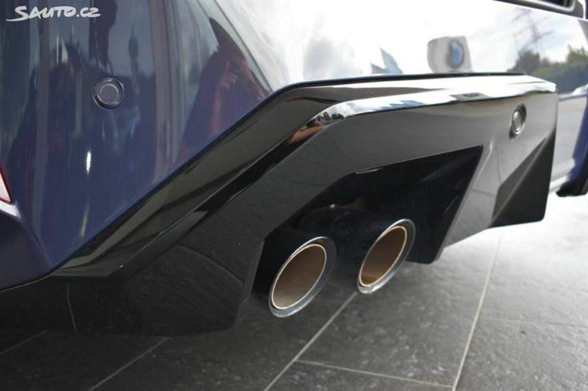 Fotografie vozu - klik pro zvětšení