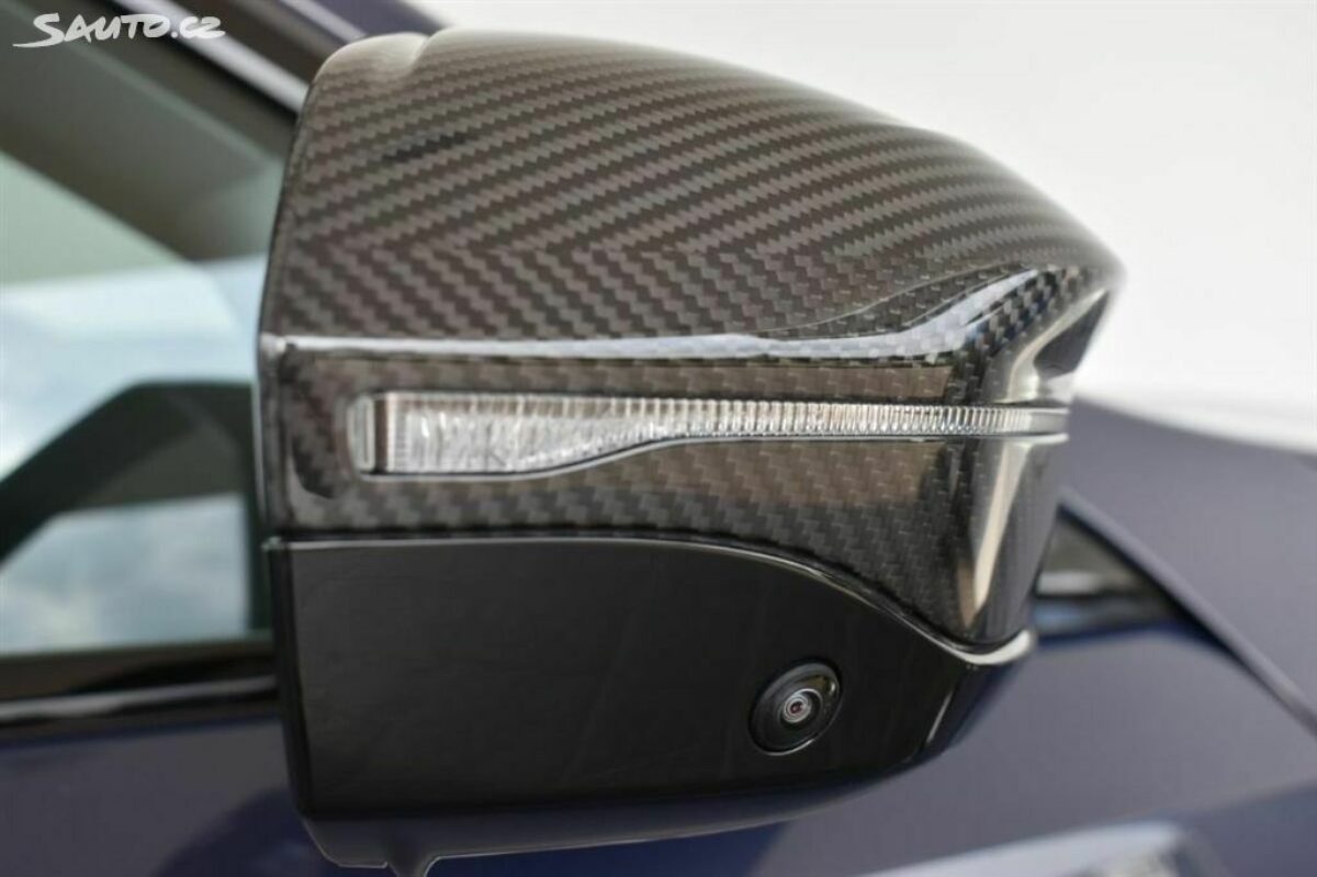 Fotografie vozu - klik pro zvětšení