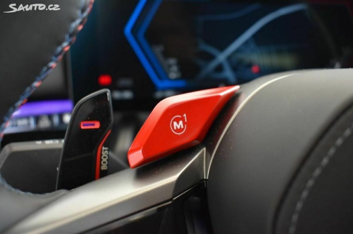 Fotografie vozu - klik pro zvětšení