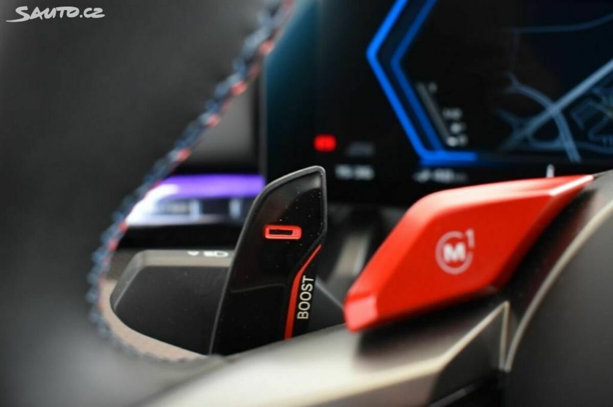 Fotografie vozu - klik pro zvětšení