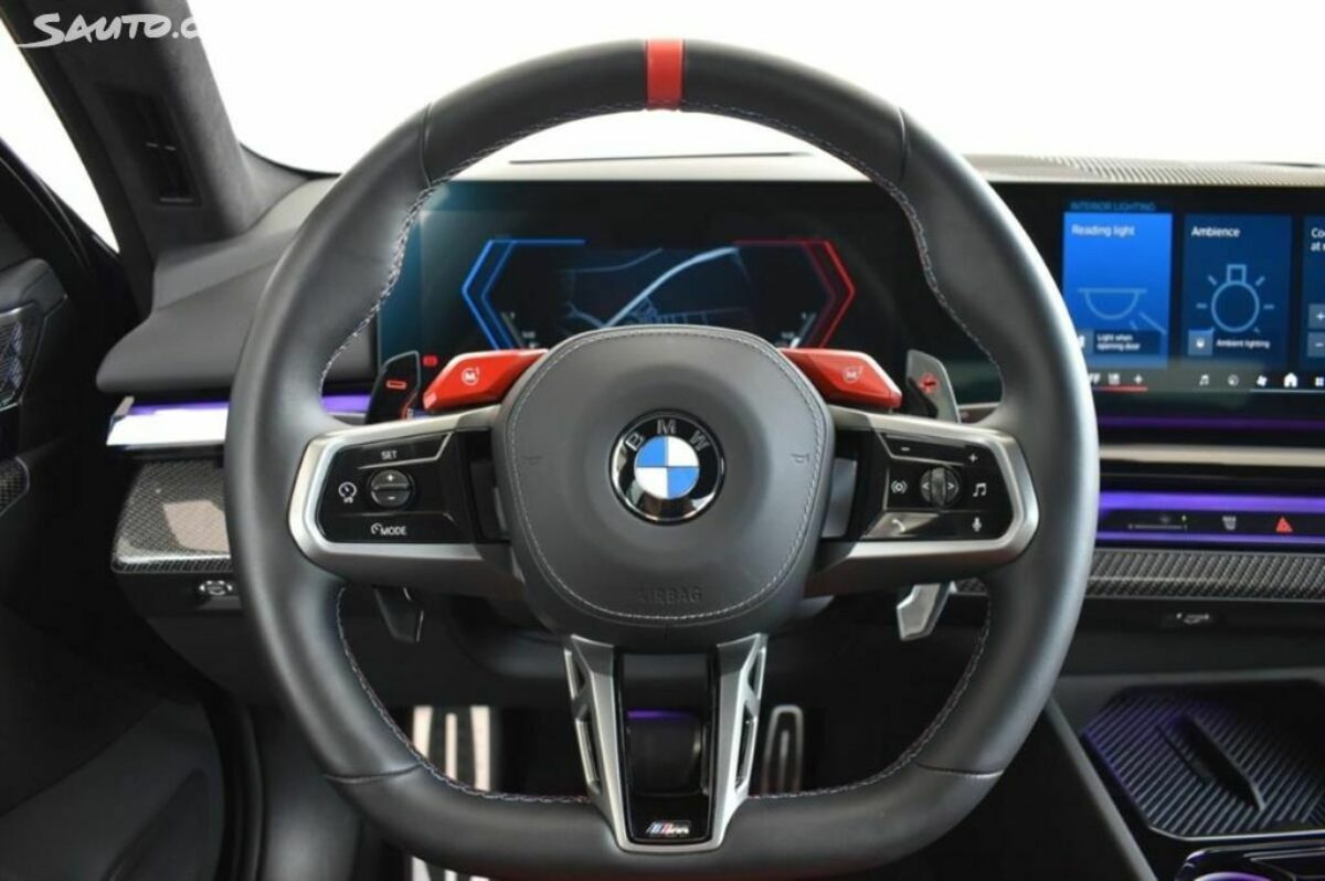 Fotografie vozu - klik pro zvětšení