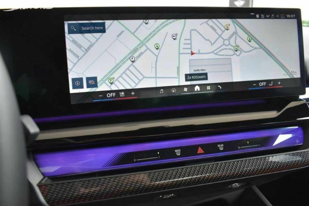 Fotografie vozu - klik pro zvětšení