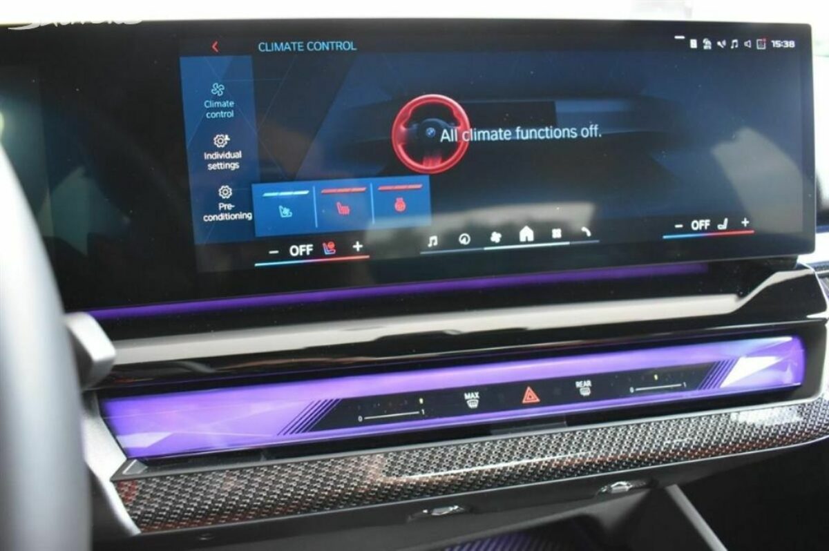 Fotografie vozu - klik pro zvětšení