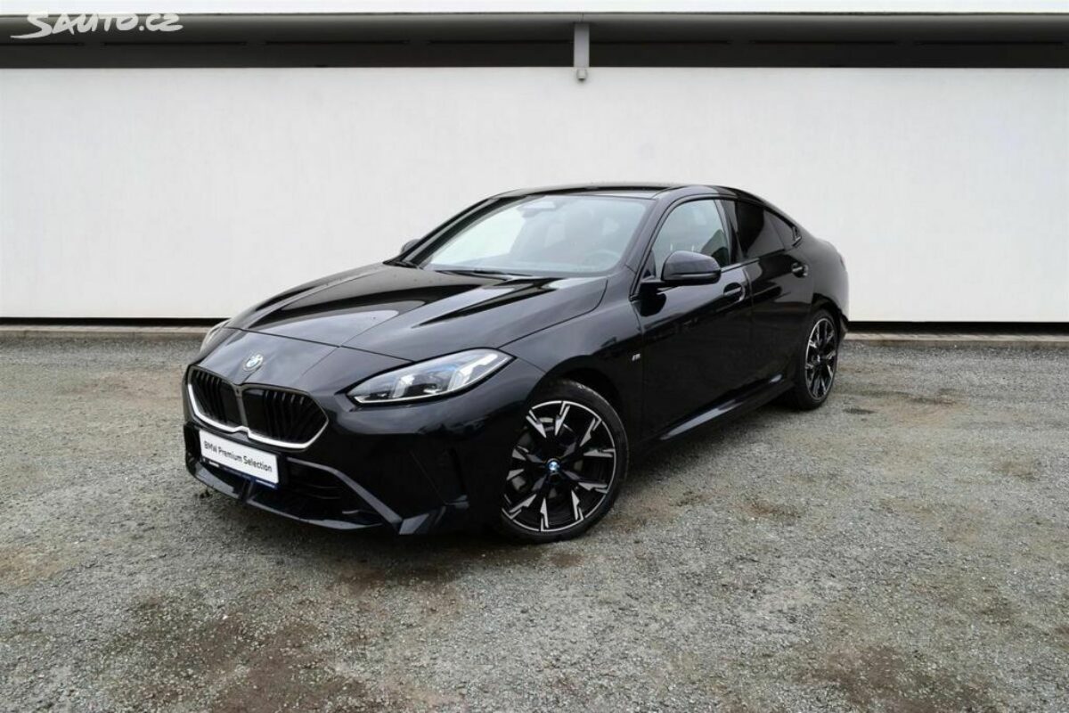 Fotografie vozu - klik pro zvětšení