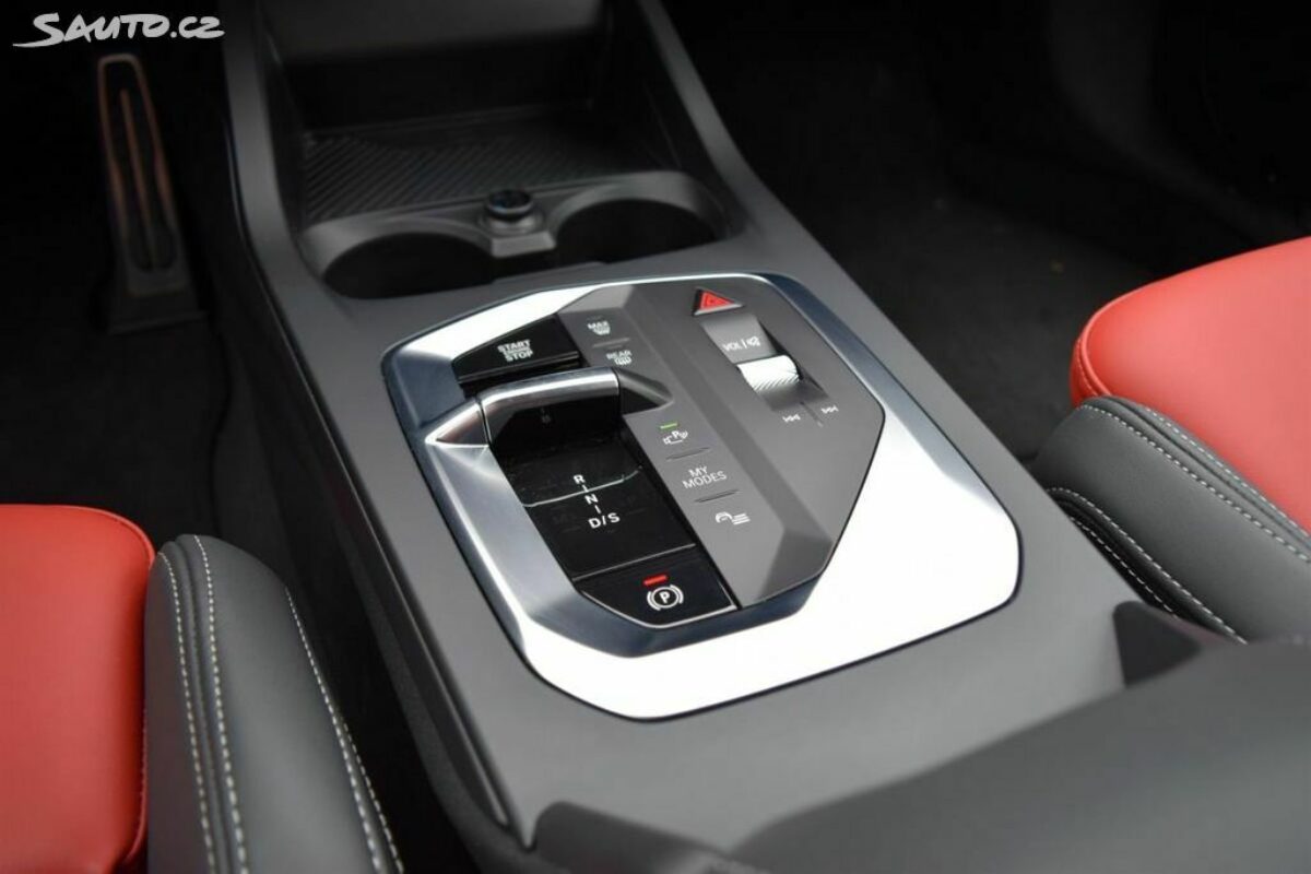 Fotografie vozu - klik pro zvětšení