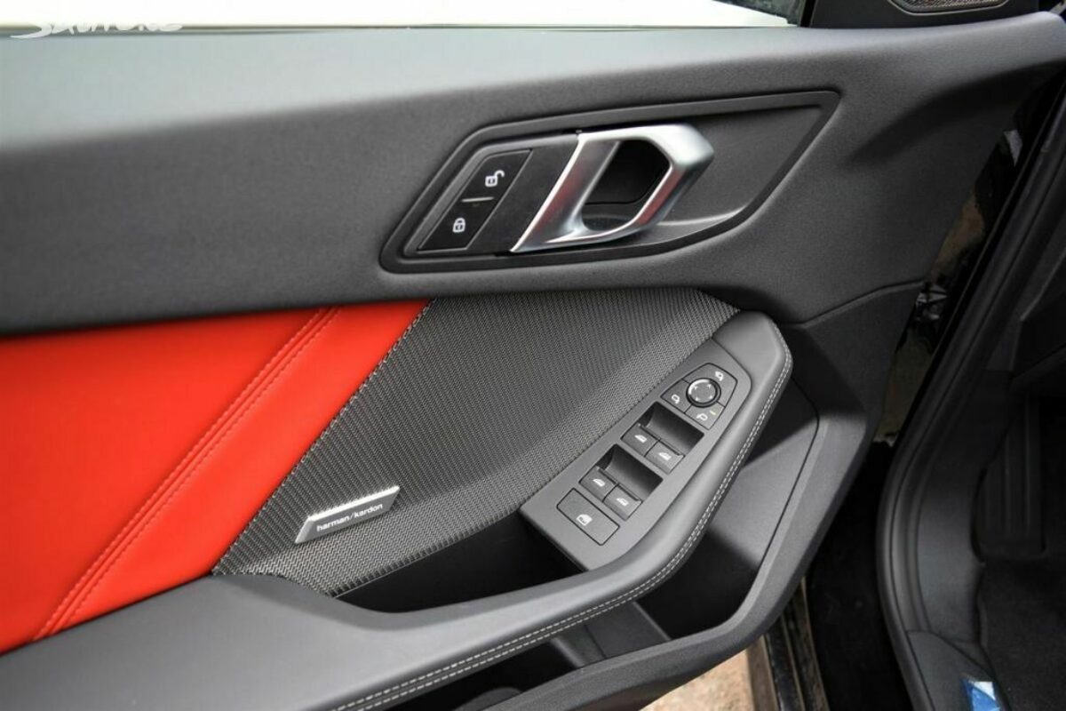 Fotografie vozu - klik pro zvětšení