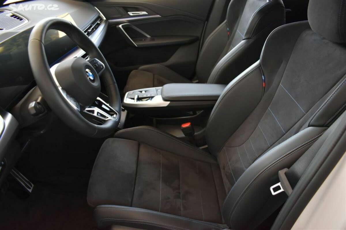 Fotografie vozu - klik pro zvětšení