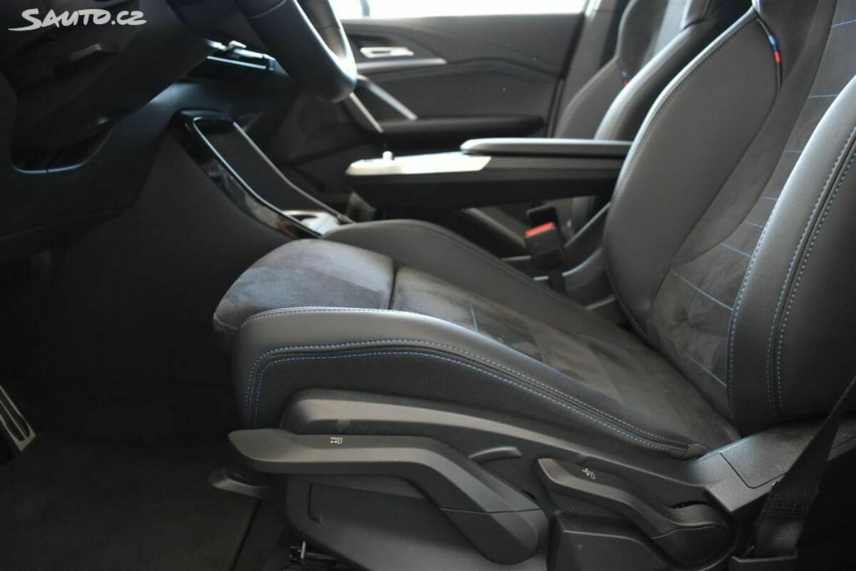 Fotografie vozu - klik pro zvětšení