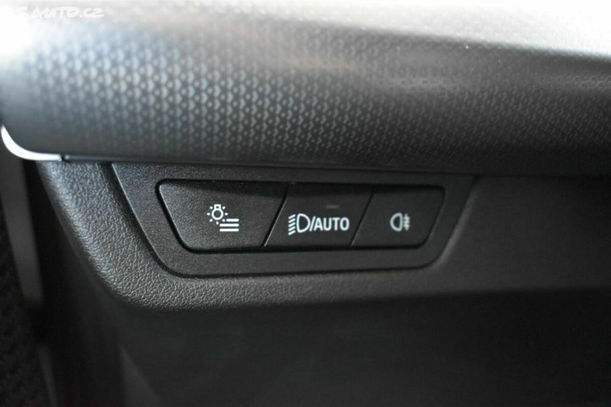 Fotografie vozu - klik pro zvětšení