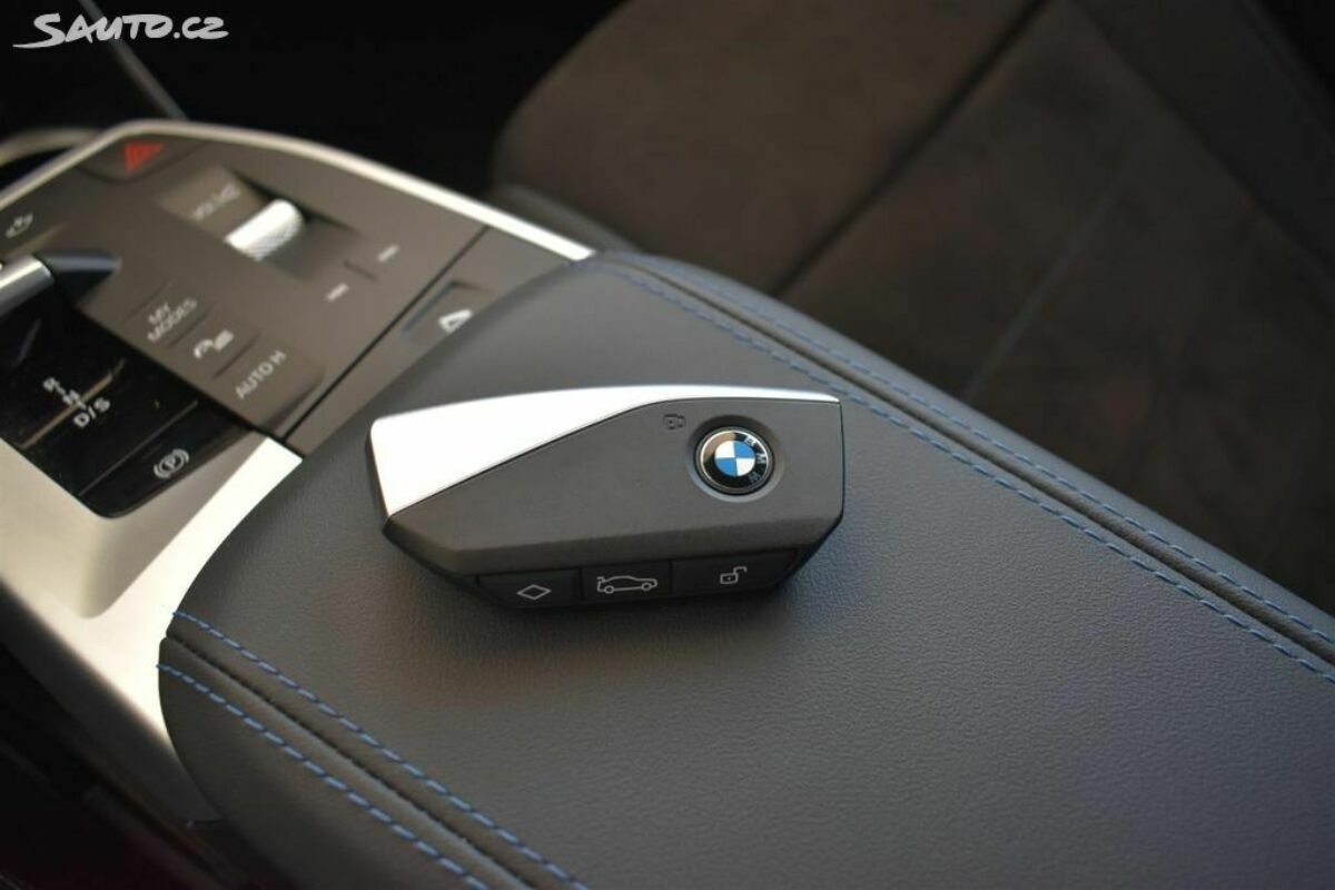 Fotografie vozu - klik pro zvětšení